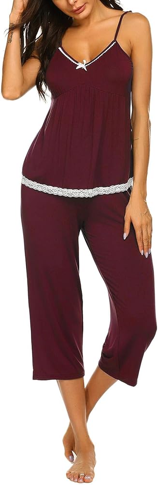 Ekouaer Womens Pajamas Set V-Neck Cami Top and Capris Pants Sleepwear Pjs Set S-XXL