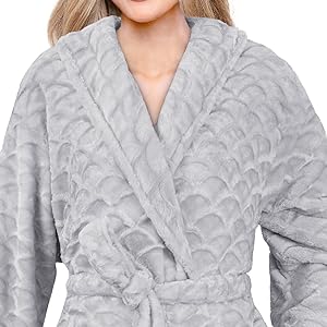 FLEECE BATHROBE - Super soft plush microfiber bathrobe for women comfort warm