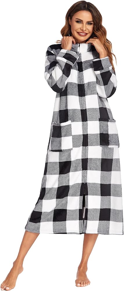 Women's Zipper Fleece Robe Long Bathrobe Warm and Soft Housecoat with Pockets